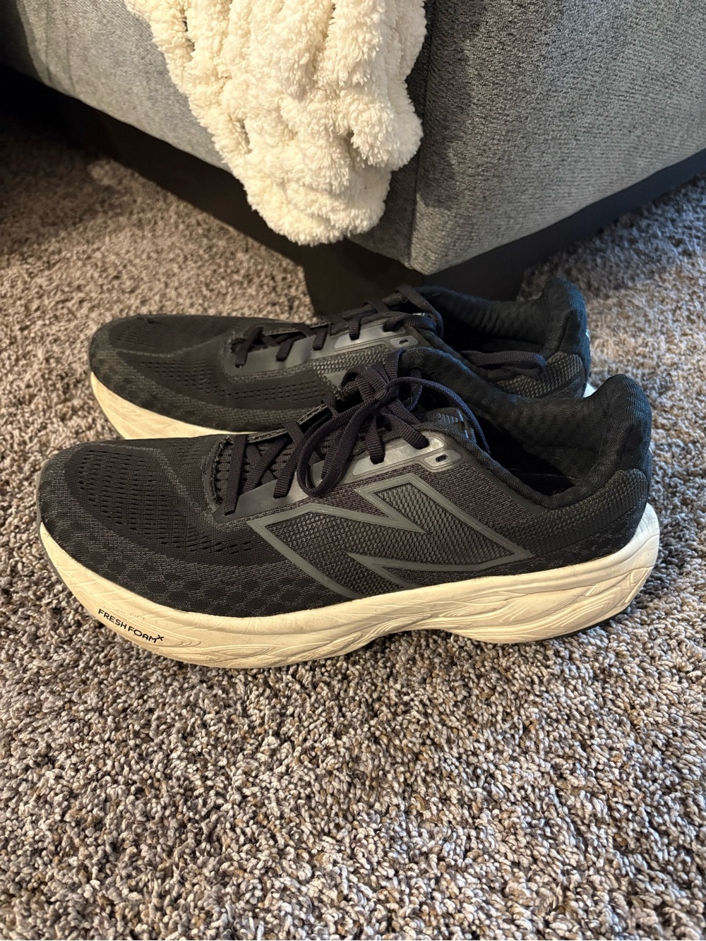 New Balance 1080 Men’s Black Athletic Shoes (11)